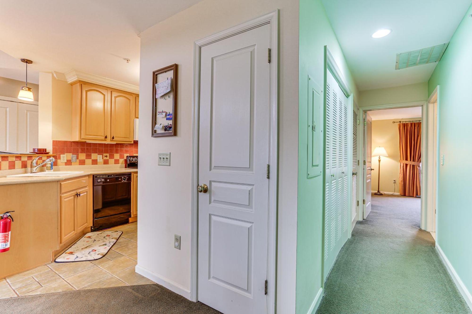 Spacious Condo With View Less Than 1 Mi To Mtn Creek Resort! Vernon Εξωτερικό φωτογραφία